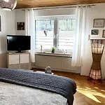別荘 Ferienhaus Mit Garten *