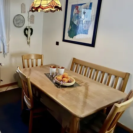 Tatil Evi Mit Garten